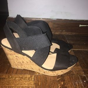 American Eagle black strappy wedges